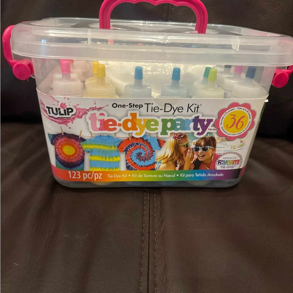 Tulip Tie-Dye Party Kit - Pink Handle - 36 Colors